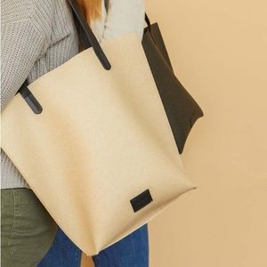 [graf lantz] Hana Tote • Sand / Black - LIMITED EDITION